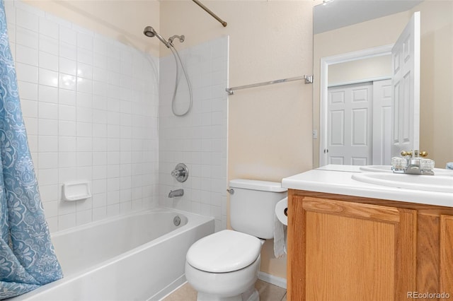 274 W Willowick Cir, Highlands Ranch, CO 80129 - bathroom featuring shower / tub combo and vanity