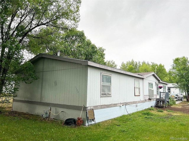 1130 Denver Ave, Saguache, CO 81149 - view of side of home with a lawn