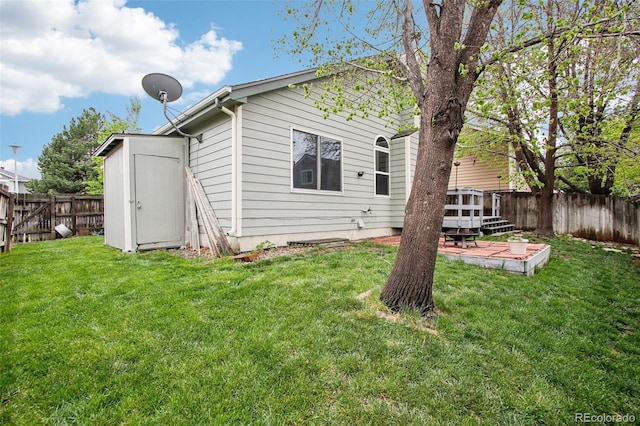 17943 E Bates Ave, Aurora, CO 80013 - rear view of property with a storage unit