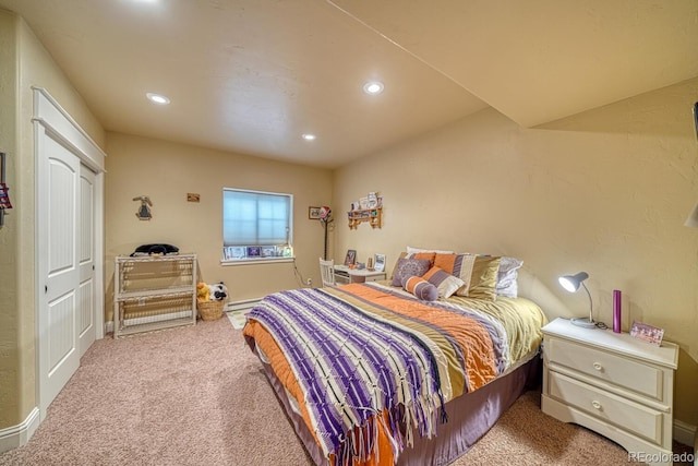 bedroom with carpet