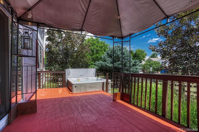2452 S Andes Cir, Aurora, CO 80013 - deck with a hot tub