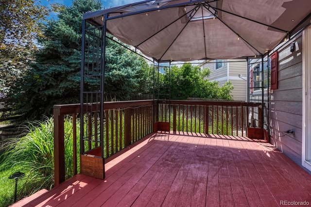 2452 S Andes Cir, Aurora, CO 80013 - view of wooden deck