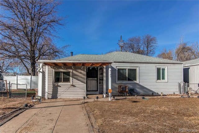 view of front of property