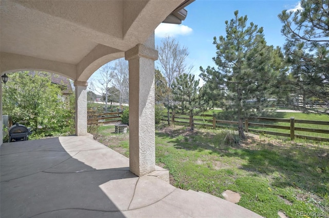 16043 Bridle Ridge Dr, Monument, CO 80132 - view of patio featuring a fenced backyard