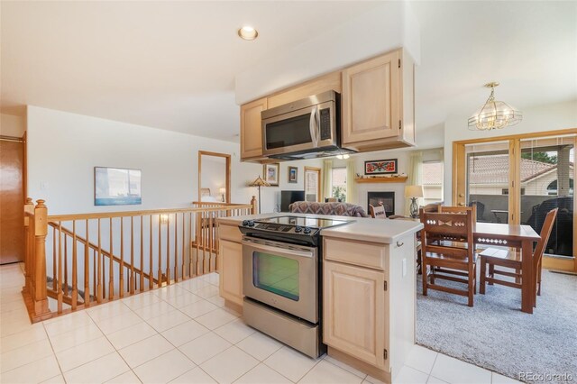 214 Luxury Ln, Colorado Springs, CO 80921