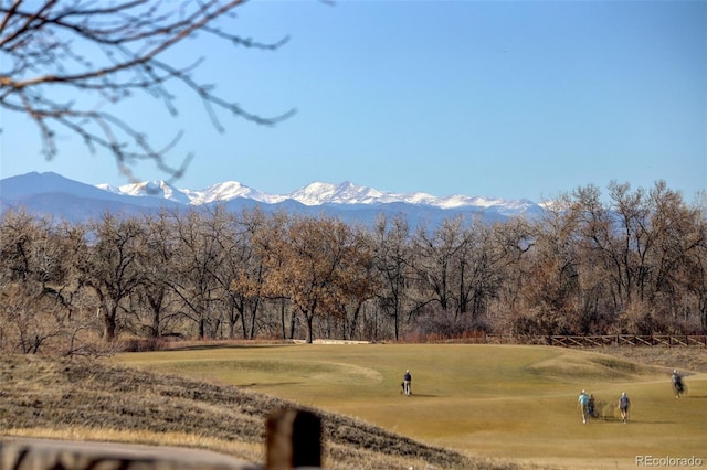 view of property's community with a mountain view