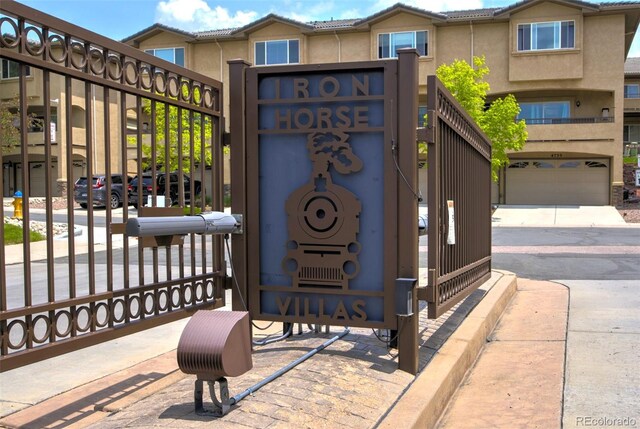4323 Sammers Vw, Colorado Springs, CO 80917 - view of gate