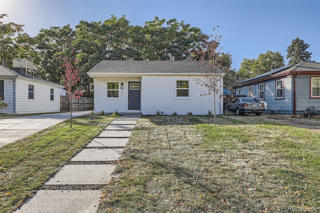 view of front of home with a front yard