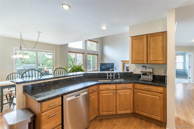 14261 W Evans Cir, Lakewood, CO 80228 - kitchen featuring dishwasher, a peninsula, light wood-style floors, brown cabinetry, and recessed lighting