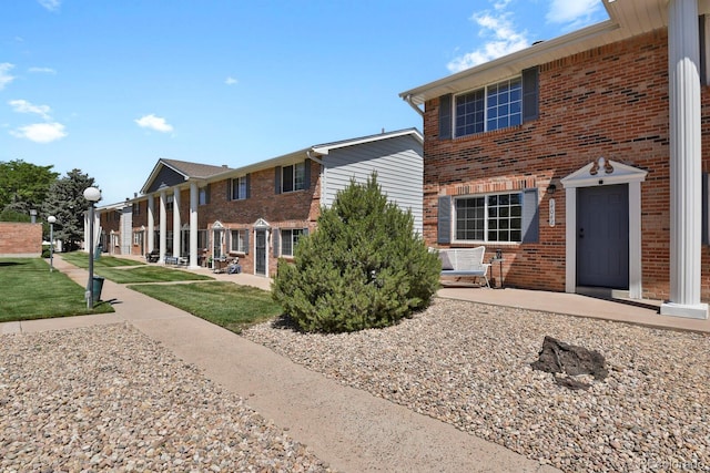 14042 E Utah Cir, Aurora, CO 80012 - photo 2