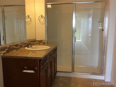 804 Summer Hawk Dr Unit 6105, Longmont, CO 80504 - full bath featuring vanity and a stall shower