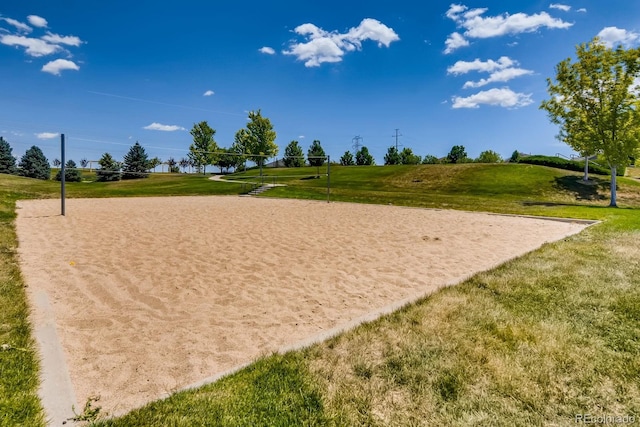 24748 E Layton Pl, Aurora, CO 80016 - surrounding community with volleyball court and a lawn