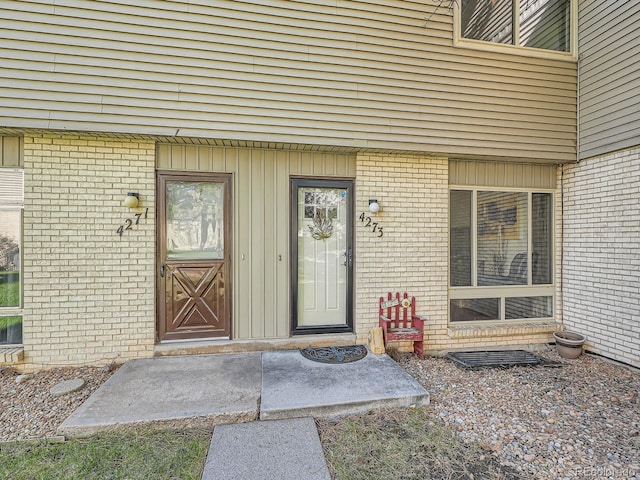4273 W Ponds Cir, Littleton, CO 80123 - entrance to property featuring brick siding