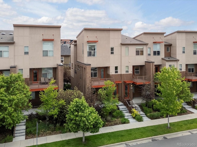 8336 E 35th Ave, Denver, CO 80238 - view of building exterior featuring a residential view