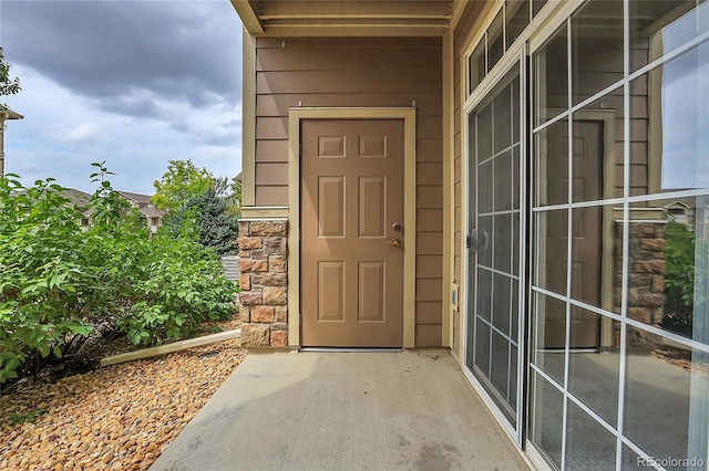 view of entrance to property