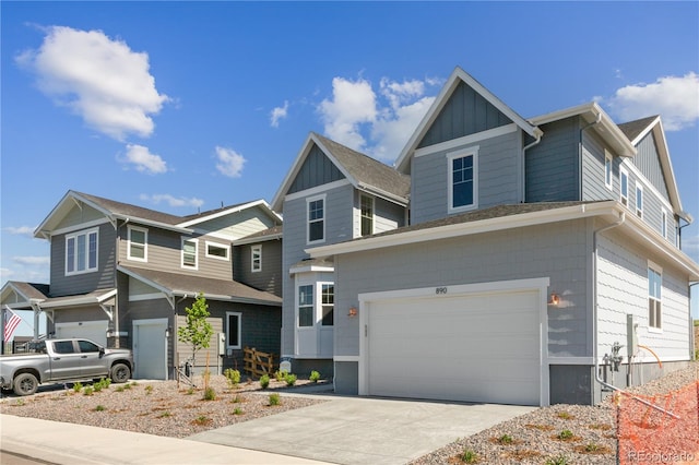 view of front facade featuring a garage