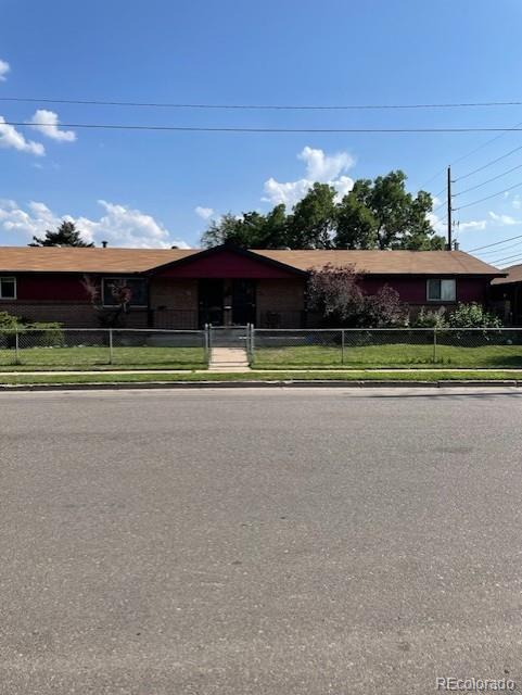view of single story home