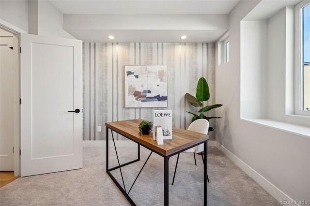 office space with carpet floors, plenty of natural light, and recessed lighting