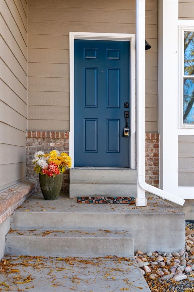 view of property entrance