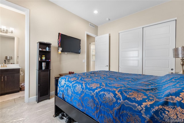 11193 Mission Walk St, Parker, CO 80134 - bedroom with a closet and ensuite bath