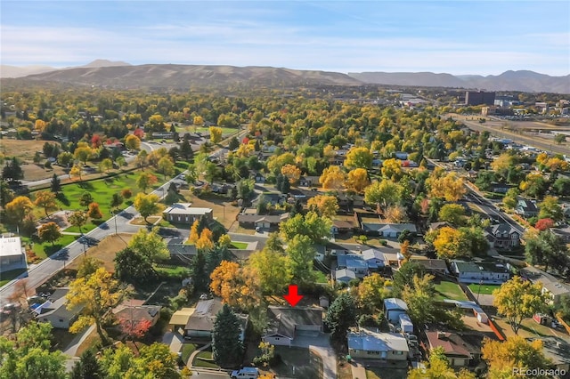 bird's eye view with a mountain view