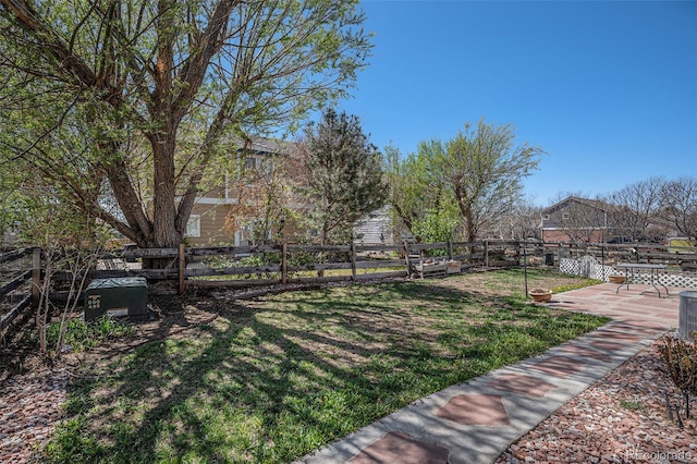 19628 E 58th Pl, Aurora, CO 80019 - view of yard with a patio area
