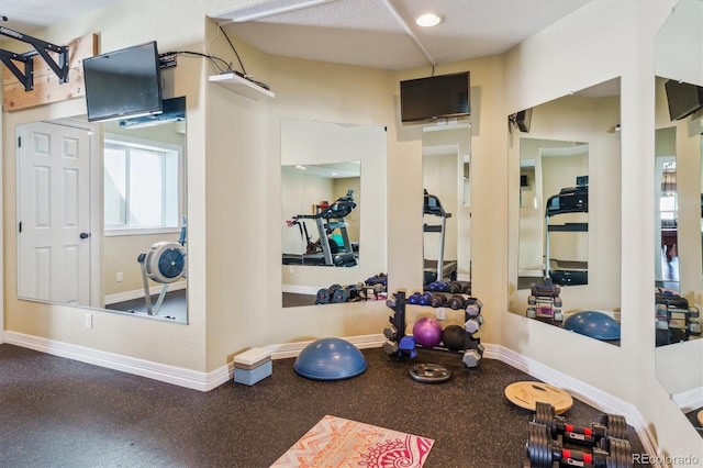6927 Winter Ridge Pl, Castle Pines, CO 80108 - workout area with baseboards