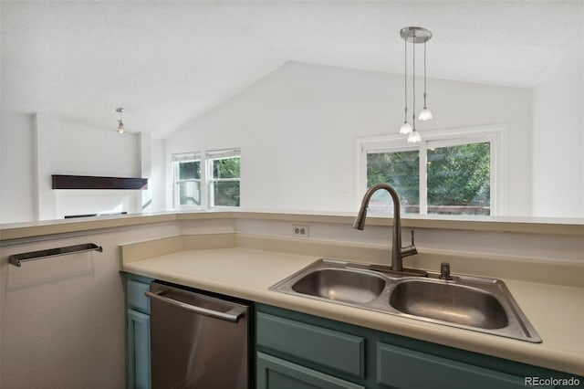 1035 Greenbrier Dr, Colorado Springs, CO 80916 - photo 14