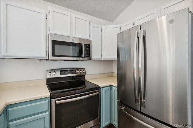 1035 Greenbrier Dr, Colorado Springs, CO 80916 - photo 15