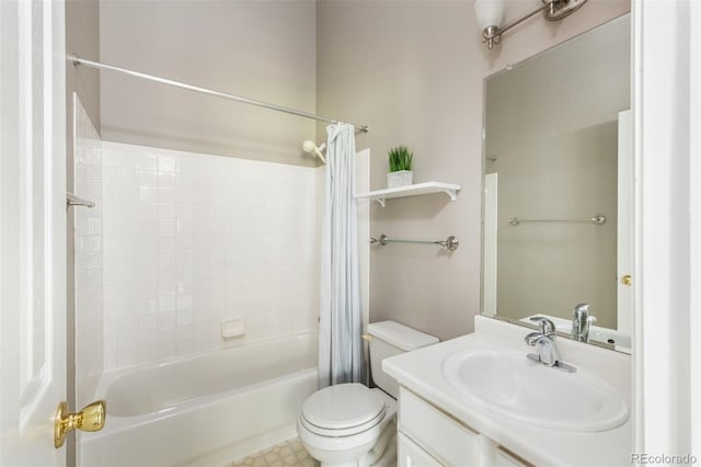 3098 W 107th Pl Unit C, Westminster, CO 80031 - bathroom featuring shower / bath combo with shower curtain, toilet, and vanity