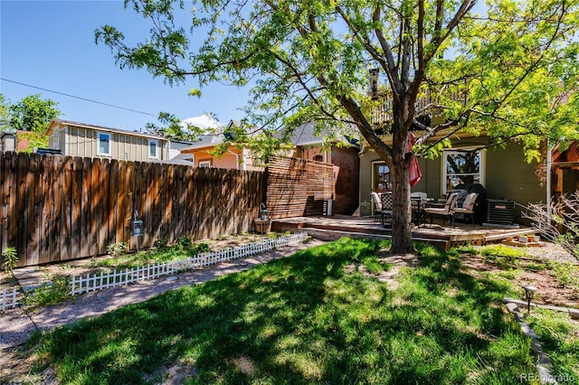 433 Fox St, Denver, CO 80204 - view of yard with a deck