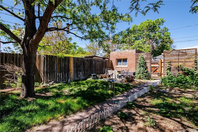 433 Fox St, Denver, CO 80204 - view of fenced backyard
