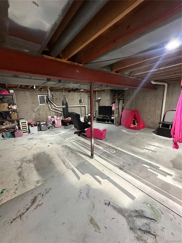 7844 W Friend Dr, Littleton, CO 80128 - view of garage