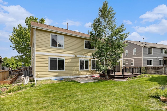 9346 Lark Sparrow Dr, Highlands Ranch, CO 80126 - back of house featuring a deck and central air condition unit
