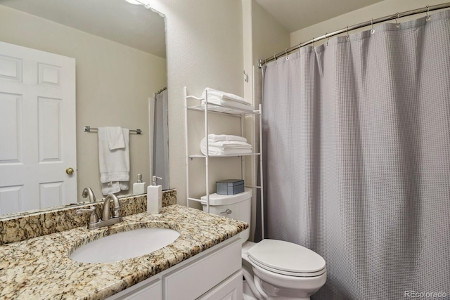 16164 E Hinsdale Ave, Aurora, CO 80016 - full bath with vanity and toilet
