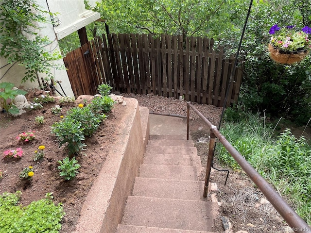 136 Cave Ave, Manitou Springs, CO 80829 - view of yard