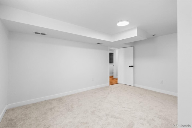 unfurnished room featuring carpet floors