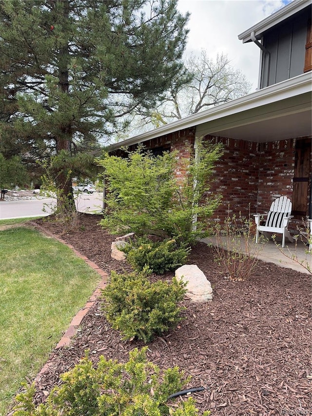 8503 E Jamison Ave, Centennial, CO 80112 - view of yard