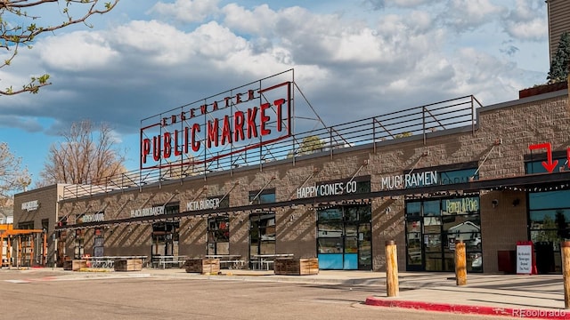 1284 Quitman St, Denver, CO 80204 - view of building exterior