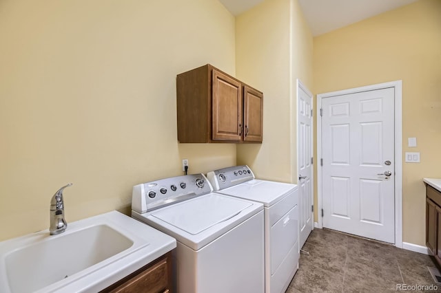16550 Antero Cir, Broomfield, CO 80023 - washroom featuring cabinet space and washing machine and dryer