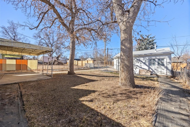 view of yard featuring fence