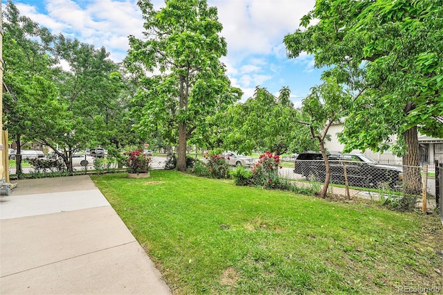 7 Elati St, Denver, CO 80223 - view of yard
