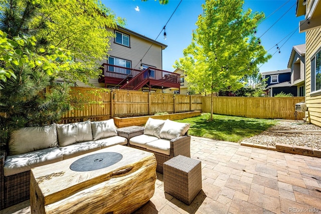 4970 Laurelglen Ln, Highlands Ranch, CO 80130 - fenced backyard with an outdoor living space and a patio area