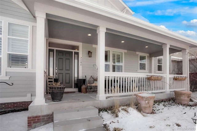 7186 Weaver Cir, Castle Rock, CO 80104 - property entrance featuring a porch