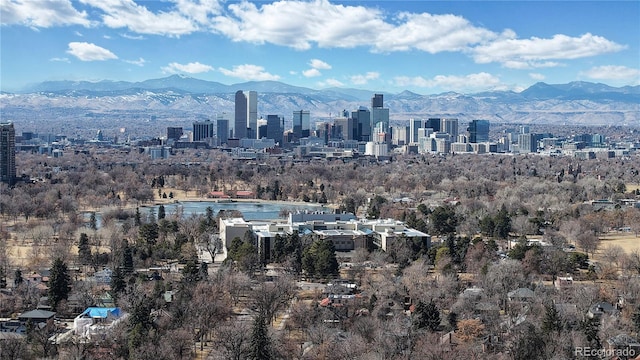 view of city featuring a mountain view