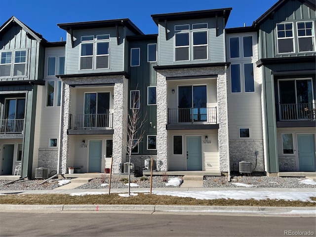 view of front of house with cooling unit