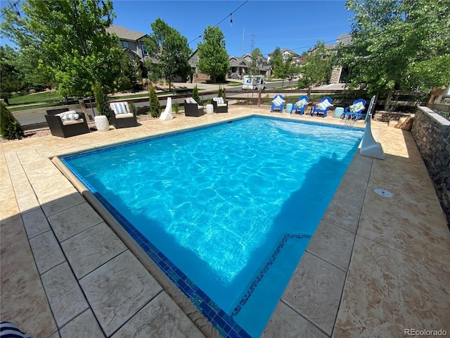 view of swimming pool