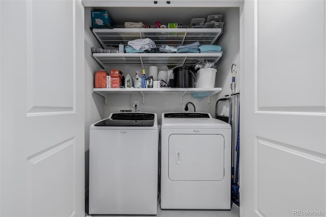 1700 Bassett St Unit 513, Denver, CO 80202 - laundry area with washer and clothes dryer
