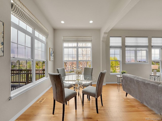 dining area featuring visible vents, recessed lighting, light wood-style flooring, and baseboards