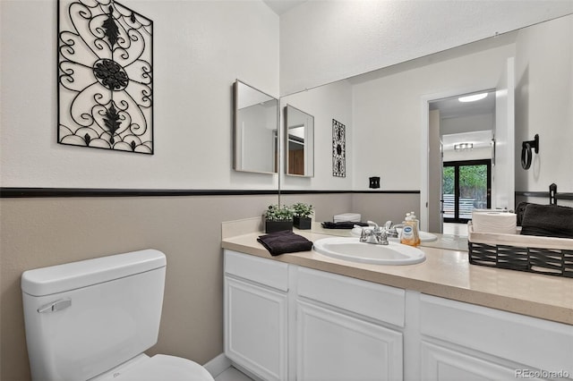 3070 W Enchanted Cir, Colorado Springs, CO 80917 - half bath featuring toilet and vanity